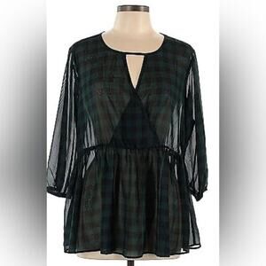 TORRID 3/4 SLEEVES GINGHAM GREEN‎ PEPLUM TOP SIZE 2